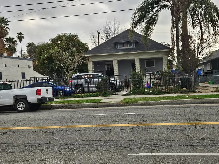 987 W Rialto Avenue, San Bernardino, CA 92410 - #3