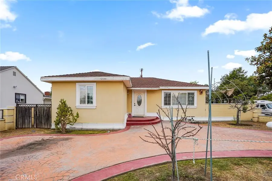 6355 Peach Avenue, Van Nuys, CA 91411 - Image #3