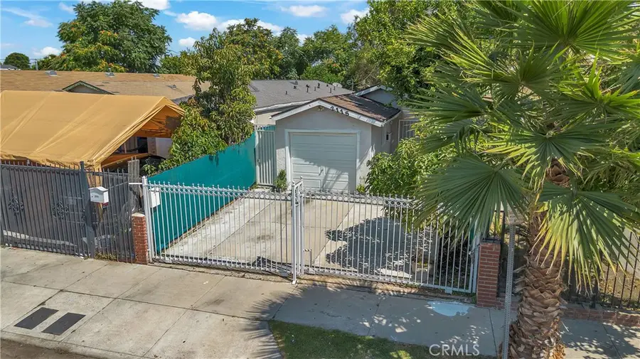 2115 E 114th Street, Los Angeles, CA 90059 - Image #3