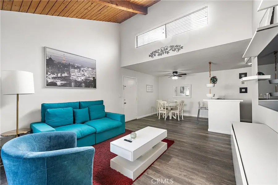 8601 International Avenue #224, Canoga Park, CA 91304 - Image #2