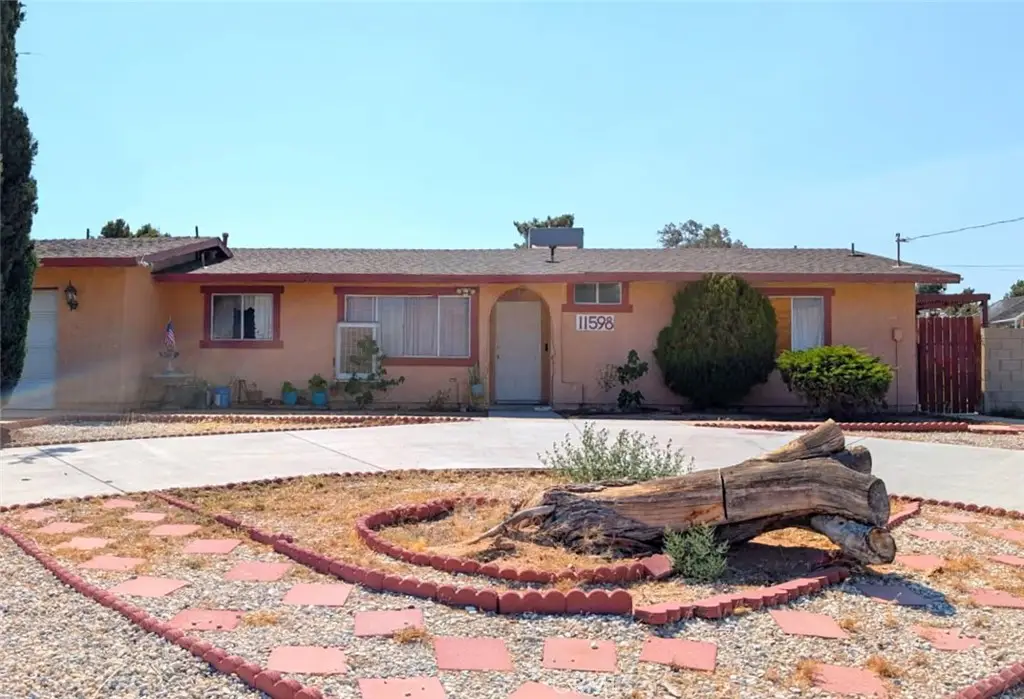 11598 Peach Avenue, Hesperia, CA 92345 - #1