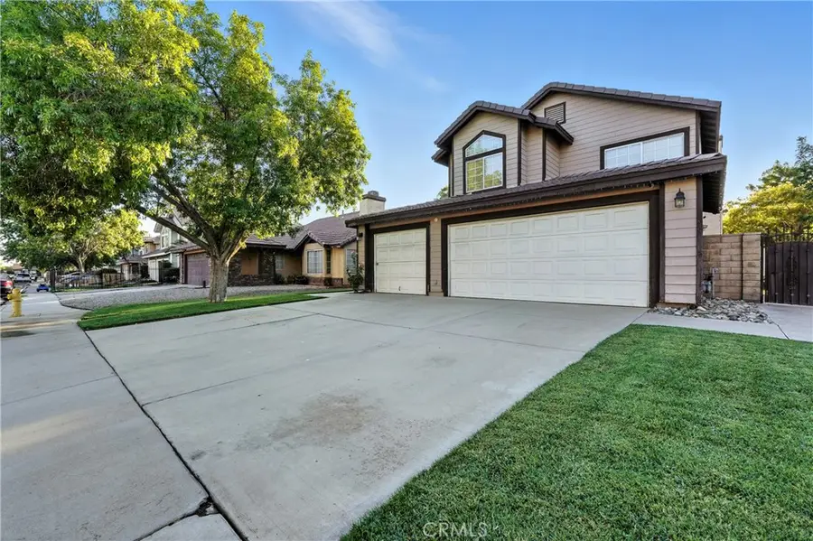 45050 Bevington Avenue, Lancaster, CA 93535 - Image #2