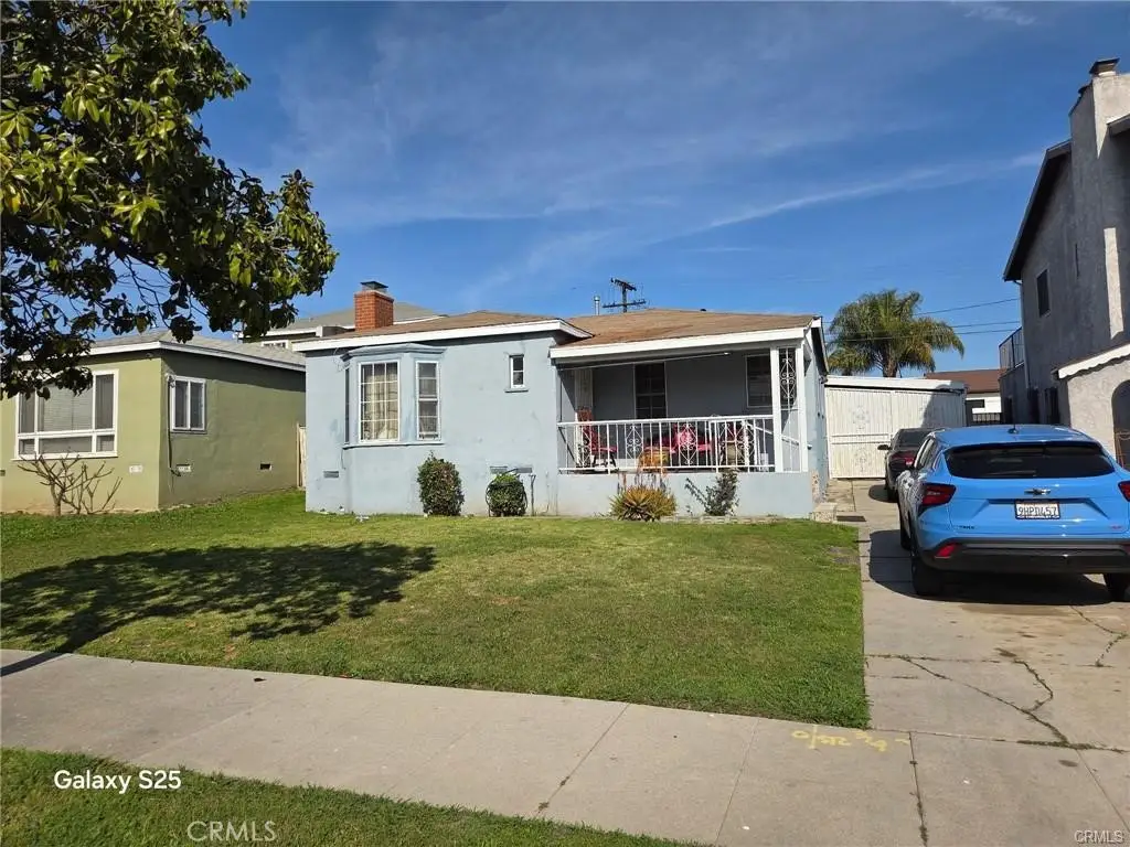 10404 S Gramercy Place, Los Angeles, CA 90047 - #1