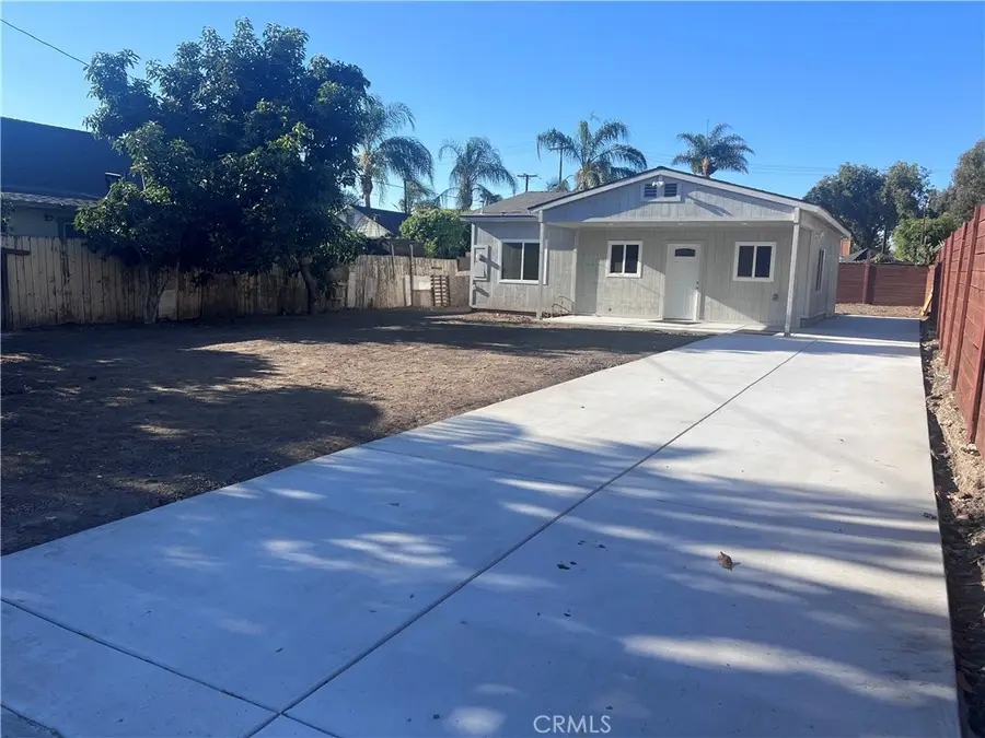 1727 W Santa Ana Boulevard, Santa Ana, CA 92703 - #3