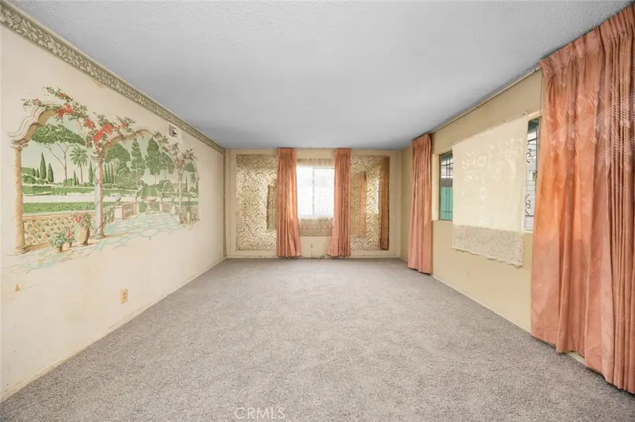 19327 Galway Ave, Carson, CA 90746 - Image #3