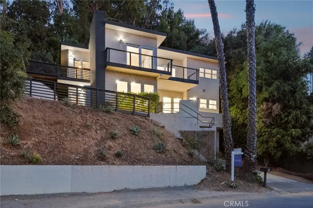 3600 Multiview Drive, Los Angeles, CA 90068 - #1