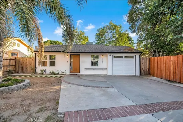 22142 Wyandotte, Canoga Park, CA 91303