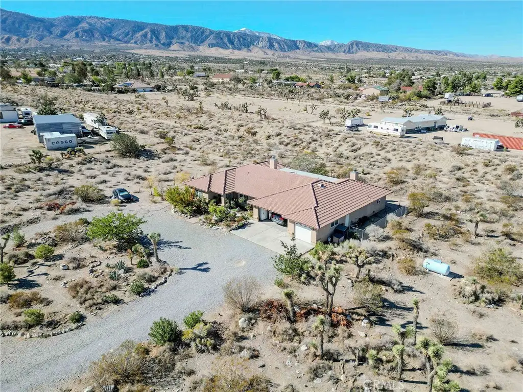 11522 Ponderosa, Pinon Hills, CA 92372 - #1