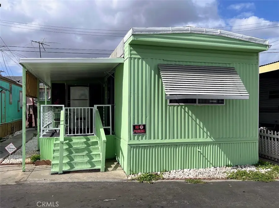 9235 Artesia Blvd #5, Bellflower, CA 90706 - #2