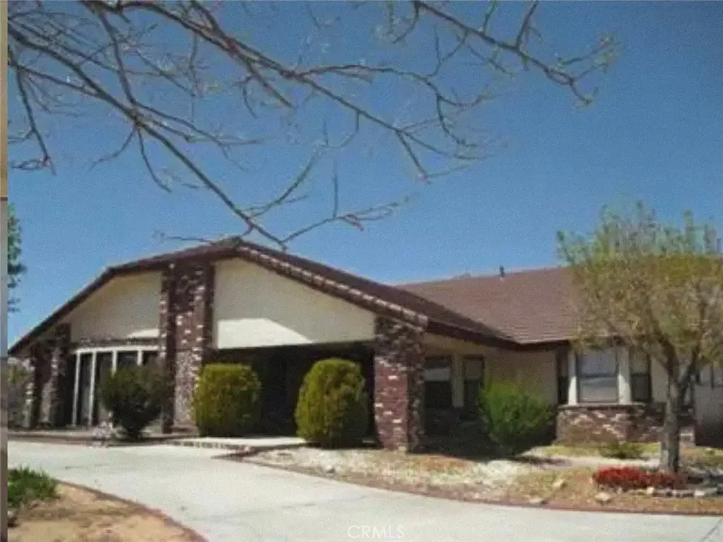 18550 Yuba, Hesperia, CA 92345 - #1