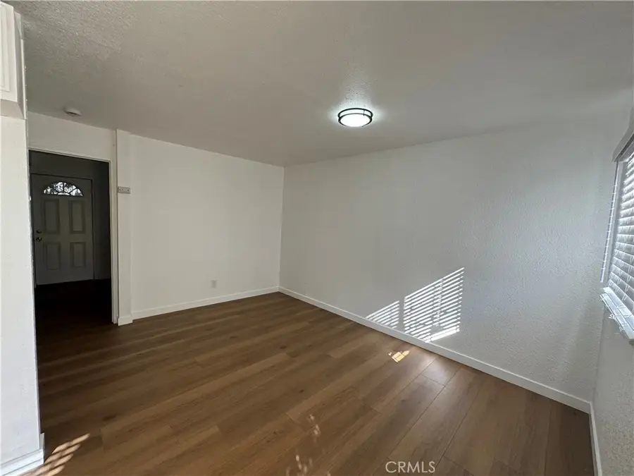 1637 E 115th, Los Angeles, CA 90059 - Image #3