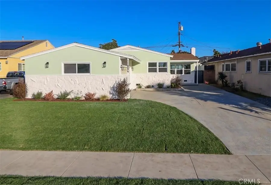 11804 Atkinson, Hawthorne, CA 90250 - Image #2