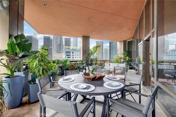 1100 Wilshire Boulevard #1705, Los Angeles, CA 90017