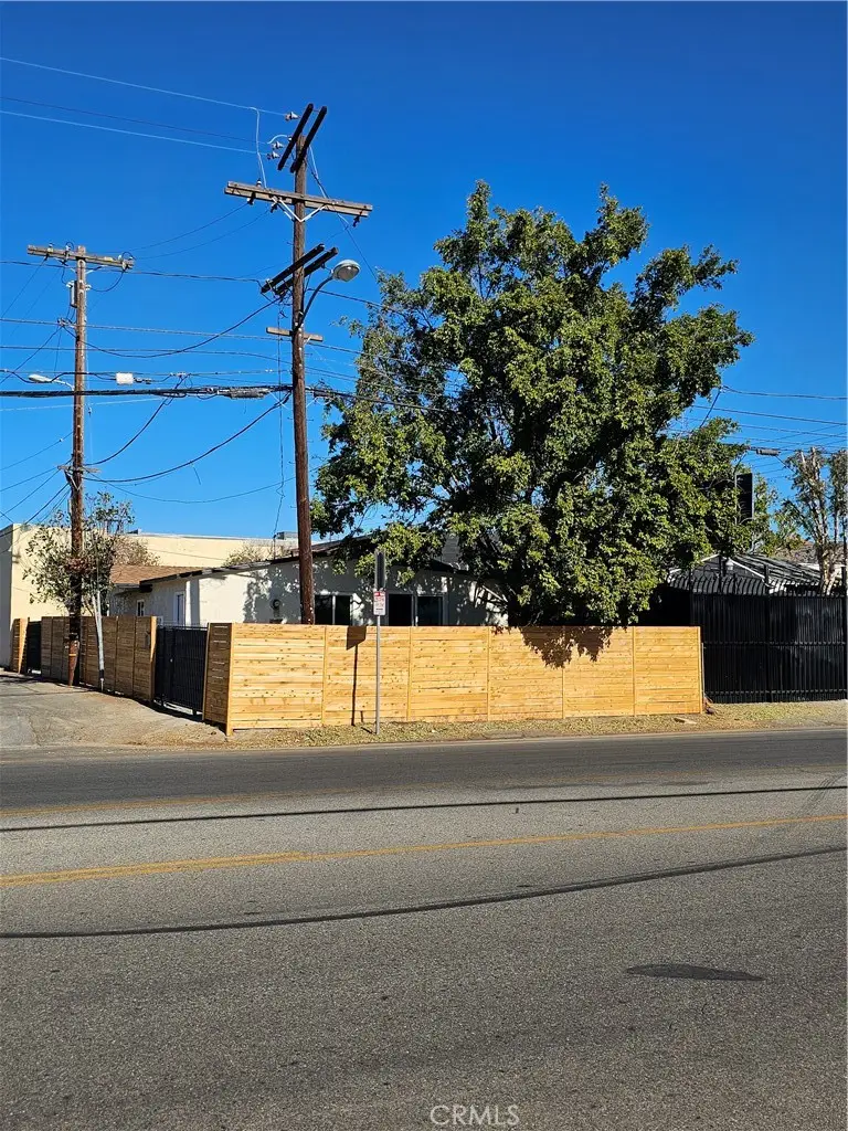 10657 Sherman, Sun Valley, CA 91352 - Image #2