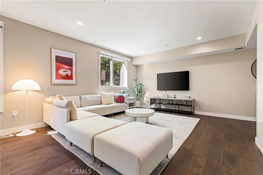 39 S Los Robles Avenue #3001, Pasadena, CA 91101 - #3