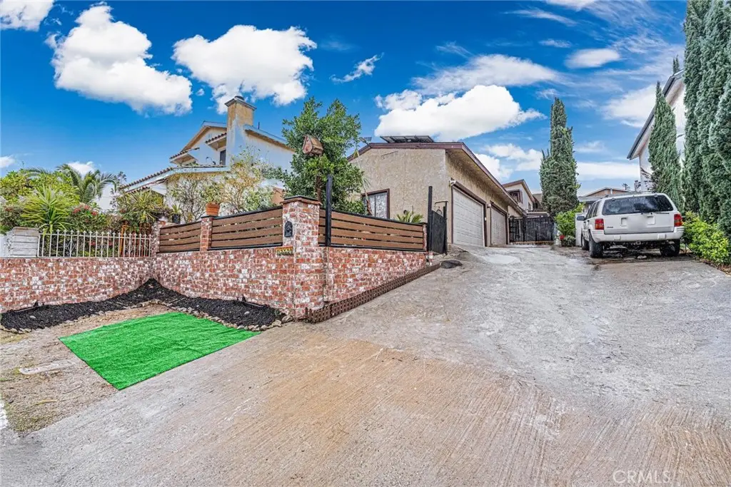 10334 Tujunga Canyon, Tujunga, CA 91042 - #1
