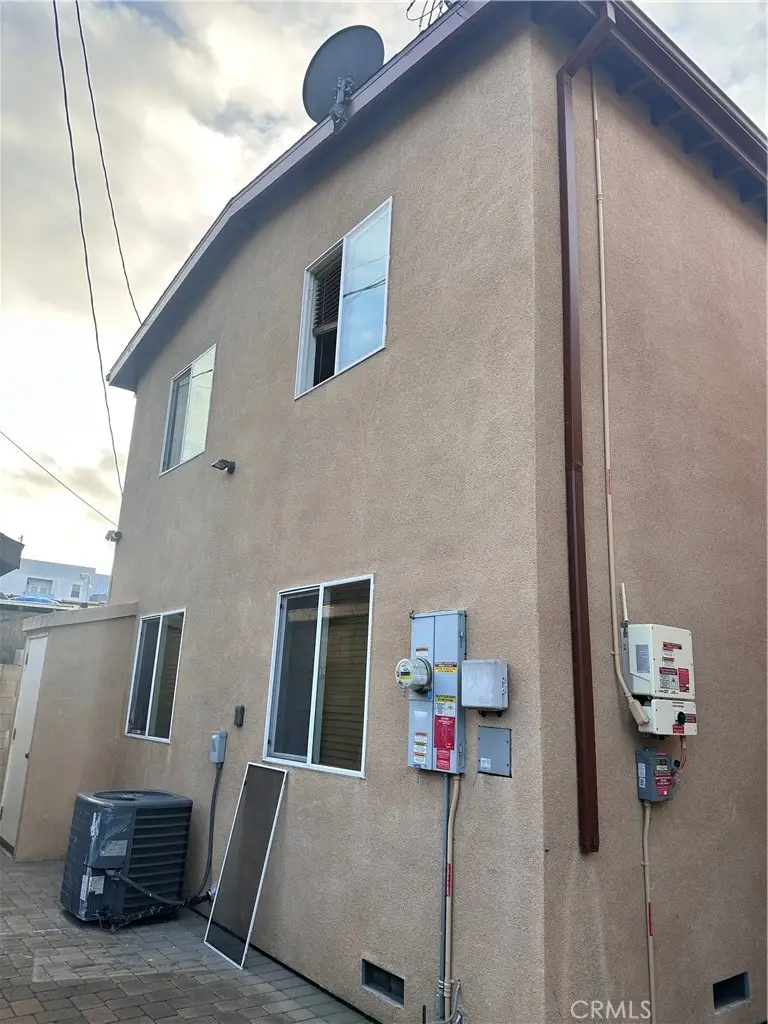 1737 W 37th Street, Los Angeles, CA 90018 - Image #3