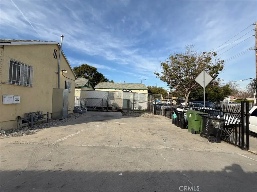 8115 S San Pedro, Los Angeles, CA 90003 - Image #2