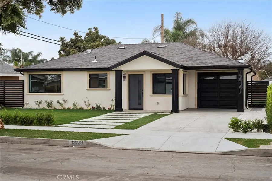 13741 Carfax, Bellflower, CA 90706 - #2