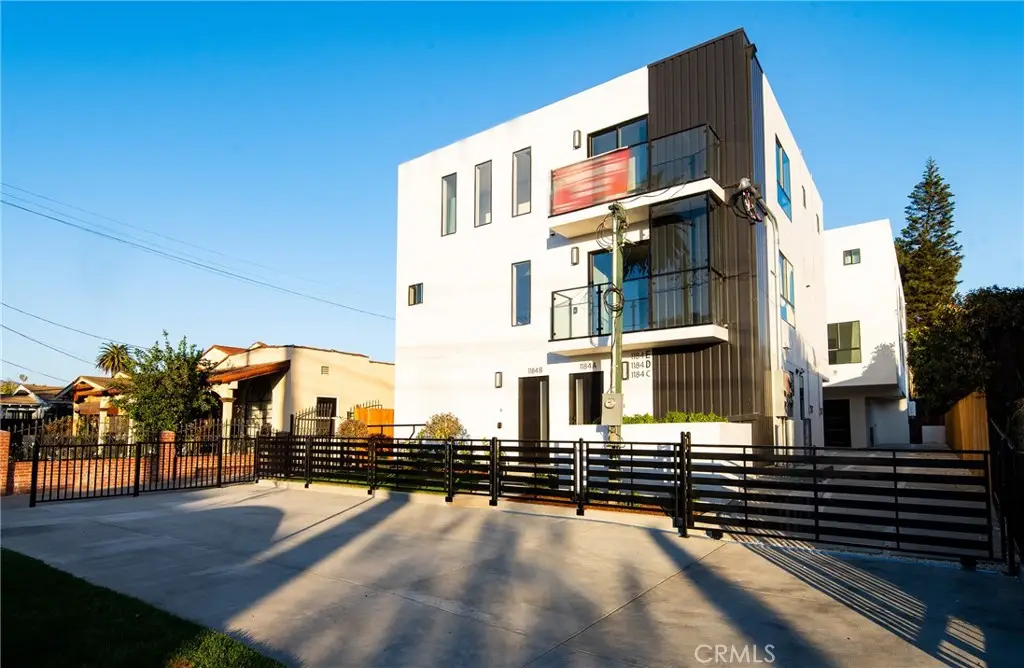 1184 N Normandie Avenue, Los Angeles, CA 90029 - #1