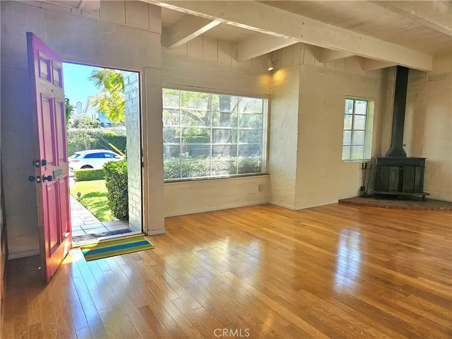 12217 Dorothy Street, Los Angeles, CA 90049 - #2
