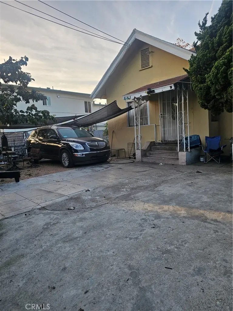 227 W 47th Street, Los Angeles, CA 90037 - #2