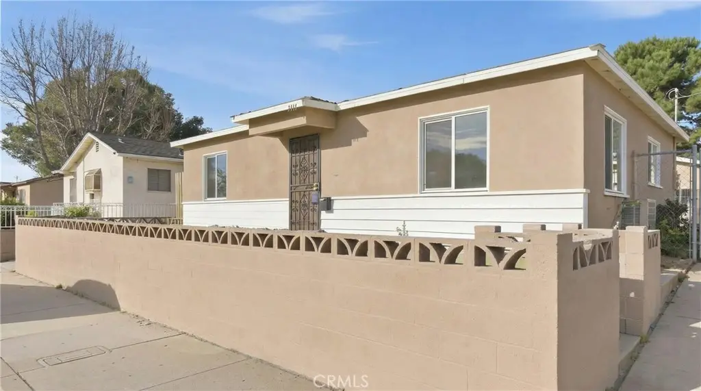 2147 S Towne, Pomona, CA 91766 - #1