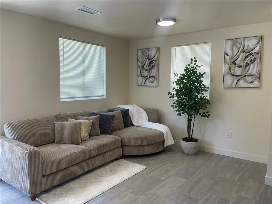 9500 S Spring, Los Angeles, CA 90003 - #3