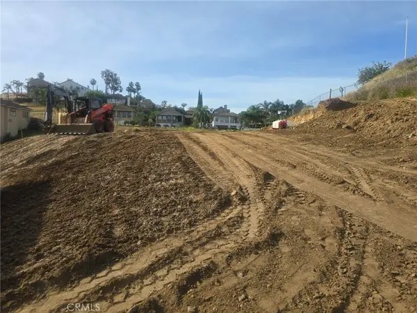 14278 Seven Hills Drive, Riverside, CA 92503