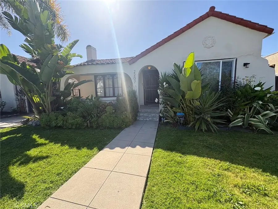 2207 S Cochran, Los Angeles, CA 90016 - #2