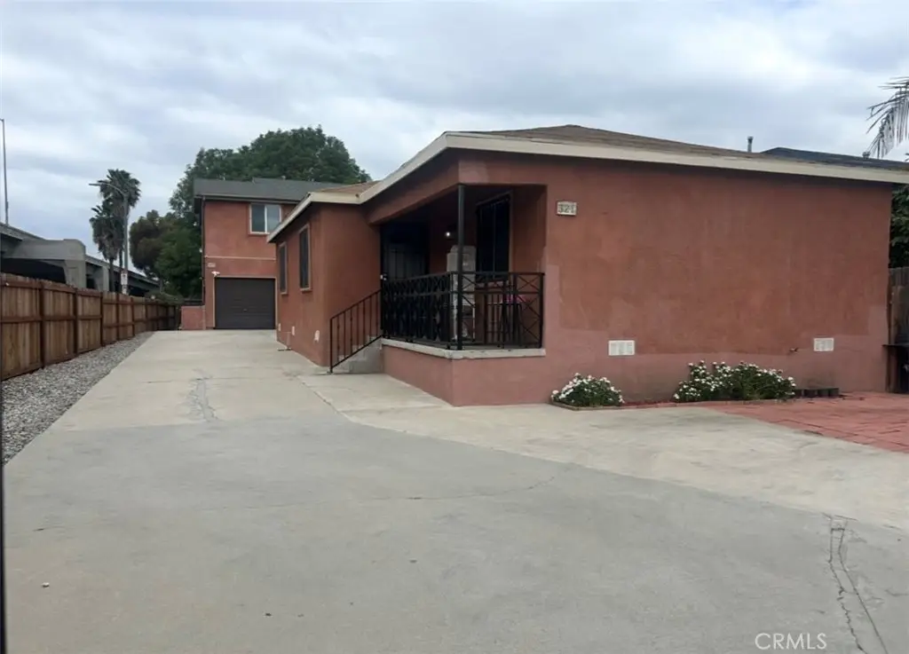 321 111 Place, Los Angeles, CA 90061 - #1