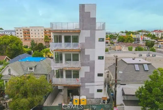 320 N Mountain View, Los Angeles, CA 90026 - #2