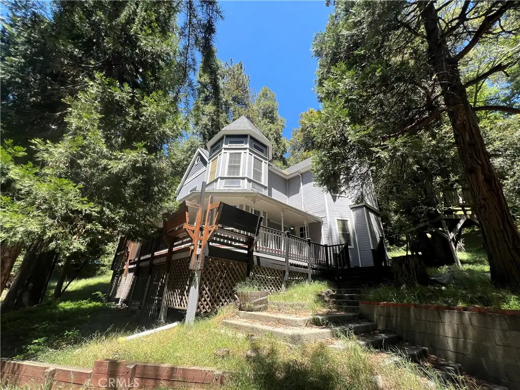 25010 Valle, Crestline, CA 92325 - #1