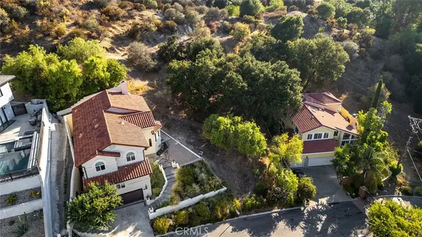 24923 Bella Vista Drive, Newhall, CA 91321