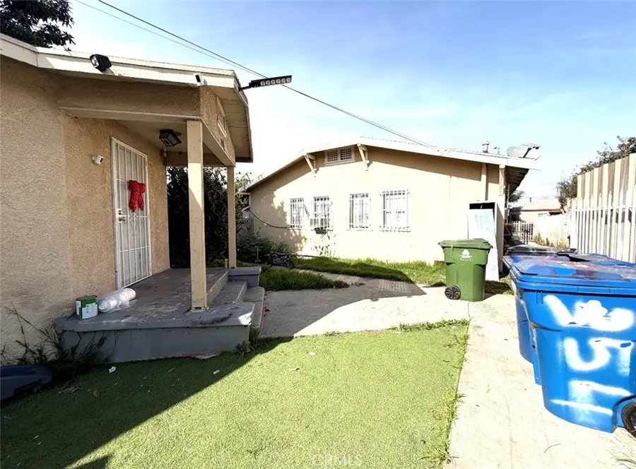 352 E 84th Place, Los Angeles, CA 90003 - #3