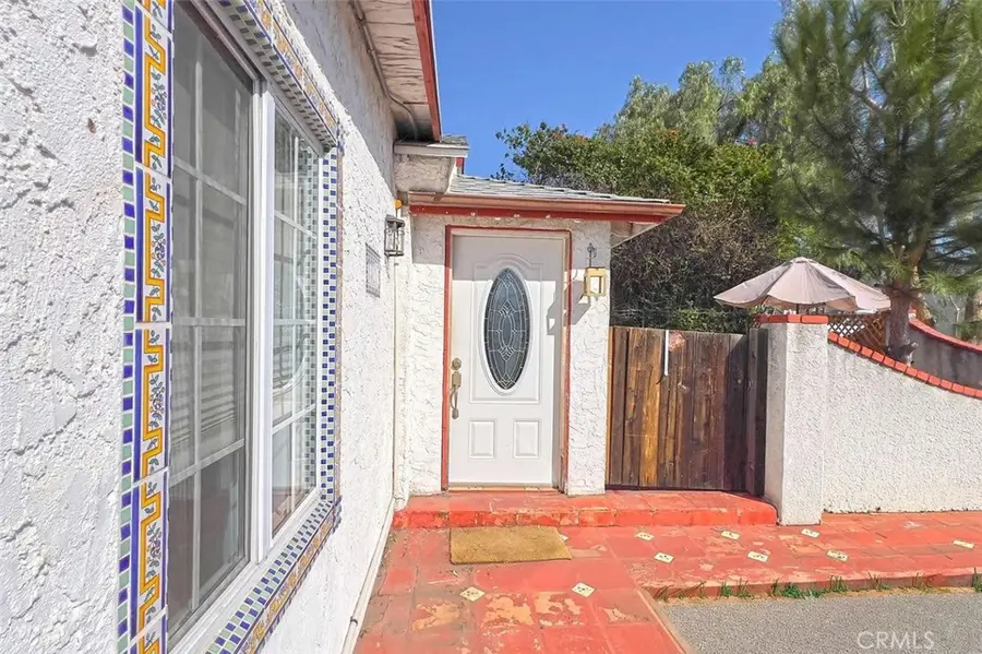 13217 Raven, Sylmar, CA 91342 - #2