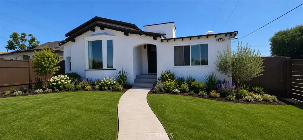 1558 W 105th, Los Angeles, CA 90047 - #1
