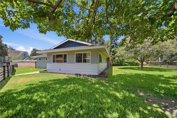 194 Monroe Avenue, Pomona, CA 91767