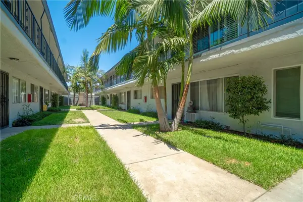 2890 E Artesia #60, Long Beach, CA 90805