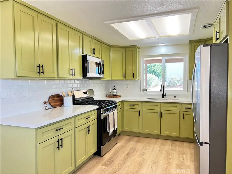 13377 Paramount Road, Phelan, CA 92371 - #3