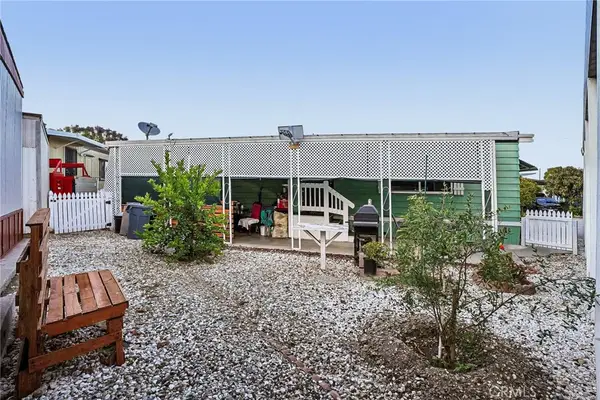 7101 Rosecrans Ave, Paramount, CA 90723