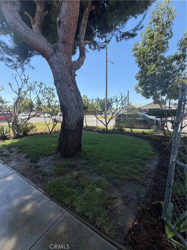 10445 Rose Hedge Drive, Whittier, CA 90606