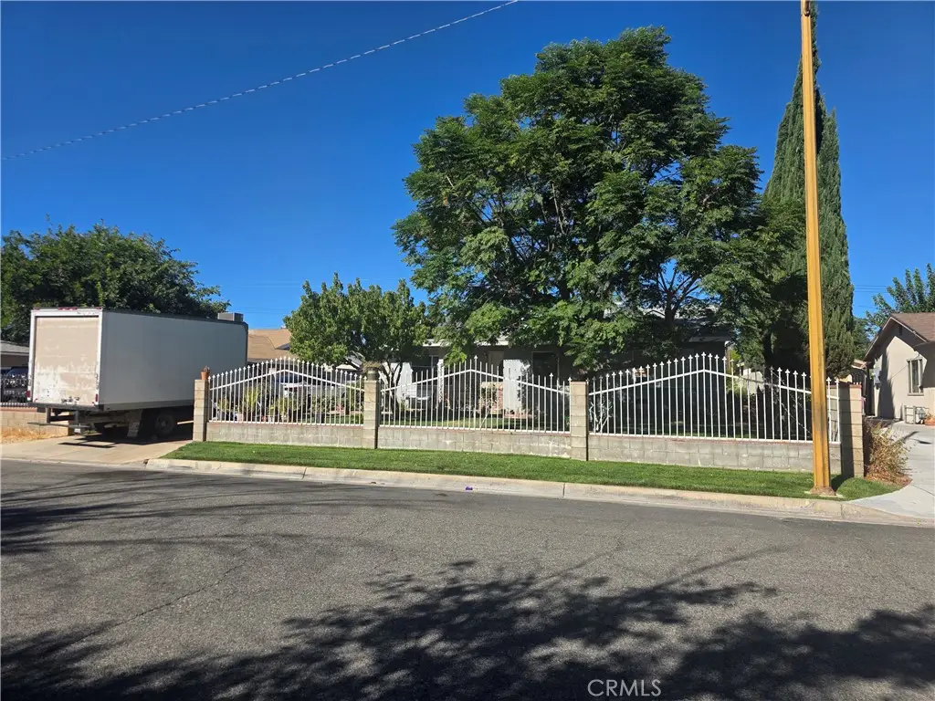 38733 36th E, Palmdale, CA 93550 - #1