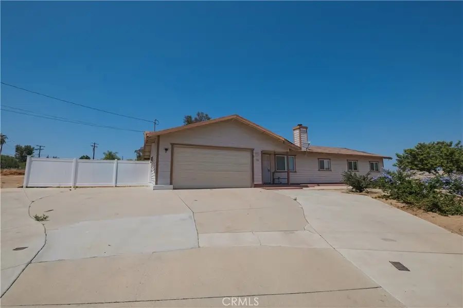 1104 Navajo, Perris, CA 92570 - #2