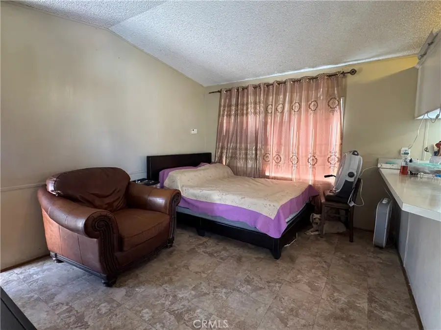 17820 Lakewood Avenue #24, Bellflower, CA 90703 - #3