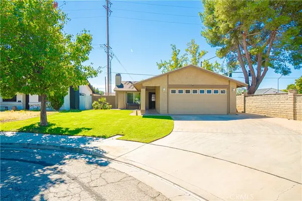 1004 Lightcap, Lancaster, CA 93535