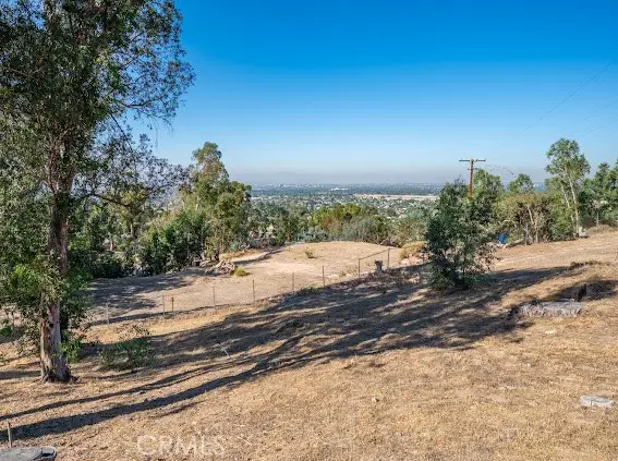 1694 Bonita Vista Drive, San Bernardino, CA 92404 - #1