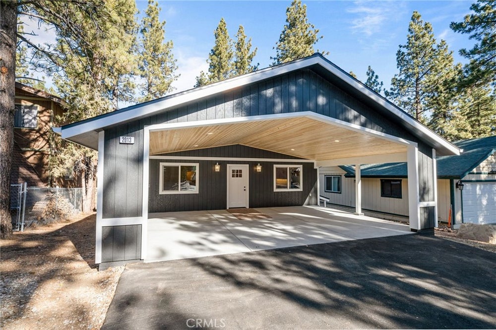 2013 Cedar Pine Lane, Big Bear City, CA 92314 BHGRE