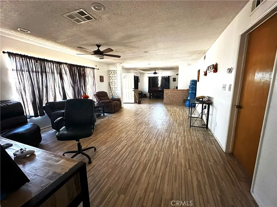 14822 Rodeo Drive, Victorville, CA 92395 - #2