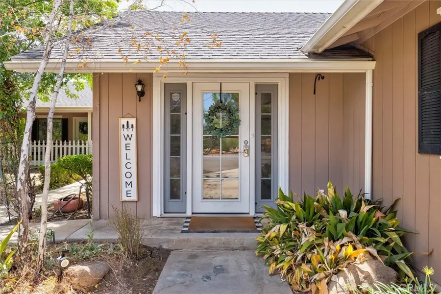 29280 Glacier Drive, Coarsegold, CA 93614 - Image #3